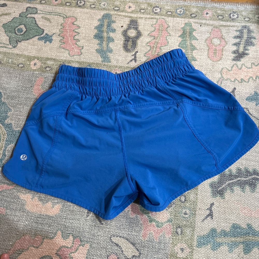 Blue Lululemon hotty  hot shorts - Picture 2 of 2